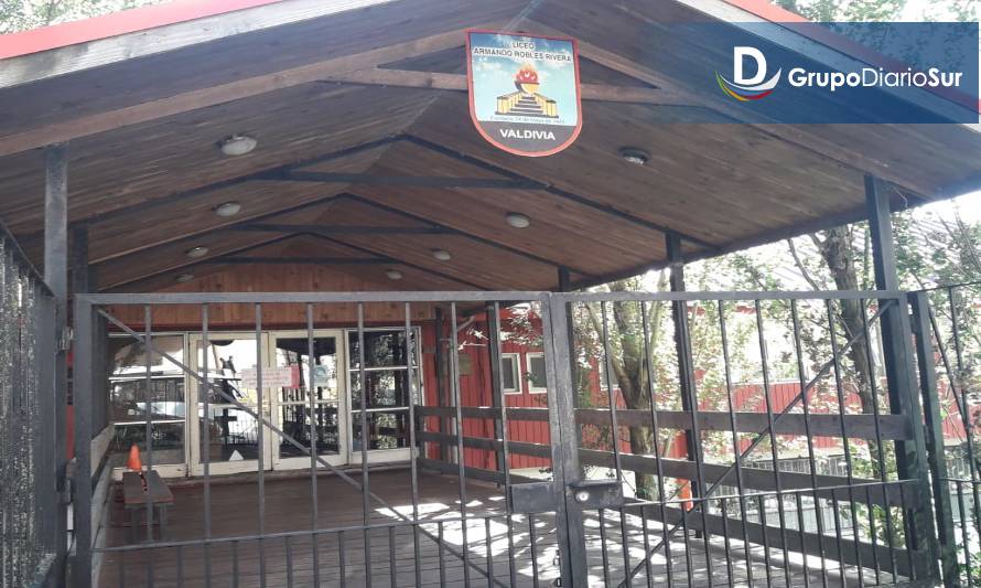 Confirman prohibición de funcionamiento de tres establecimientos municipales en Valdivia
