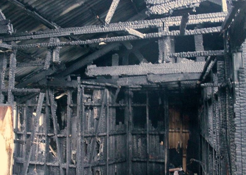 Lanzan campaña de ayuda para el Cifan tras incendio que destruyó la sede de la institución