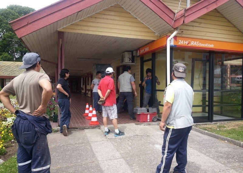 Banco Estado repone el esperado cajero automático en Lago Ranco