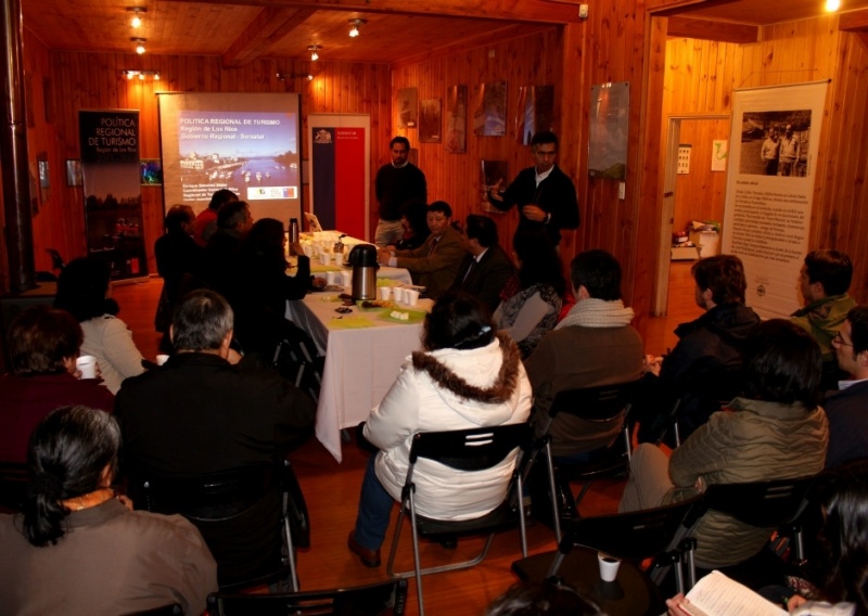 Mesa Territorial de Turismo del  Ranco trabaja en propuestas para planificación turística en Los Ríos