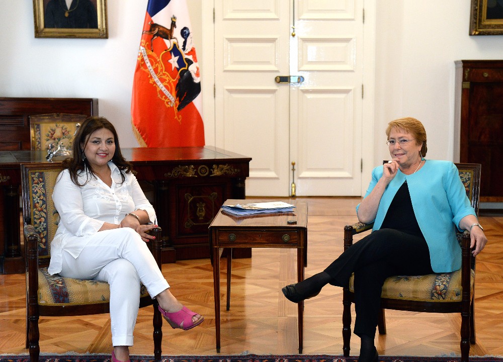 Alcaldesa de Paillaco presentó cartera de proyectos a presidenta Michelle Bachelet